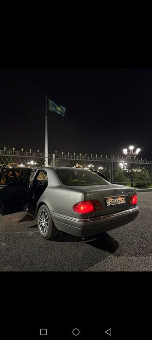 Мерседес w210...