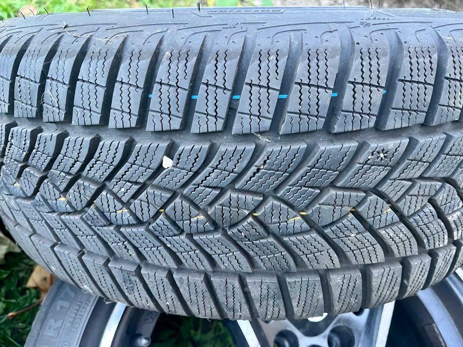 Roti OZ Jante Anvelope Iarna Vw Golf Audi A3 Seat 225/45 R17 5x112