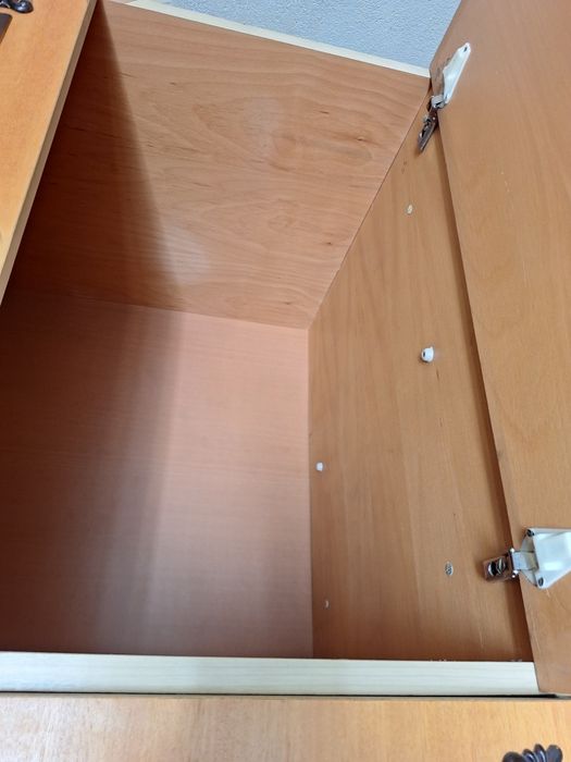 Секция за спалня или хол.