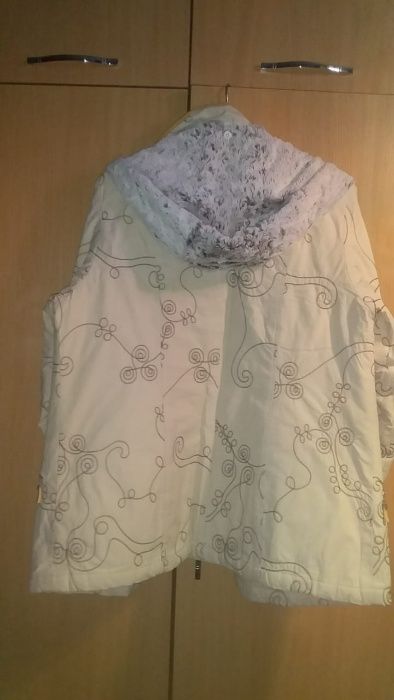 продажа женской куртки