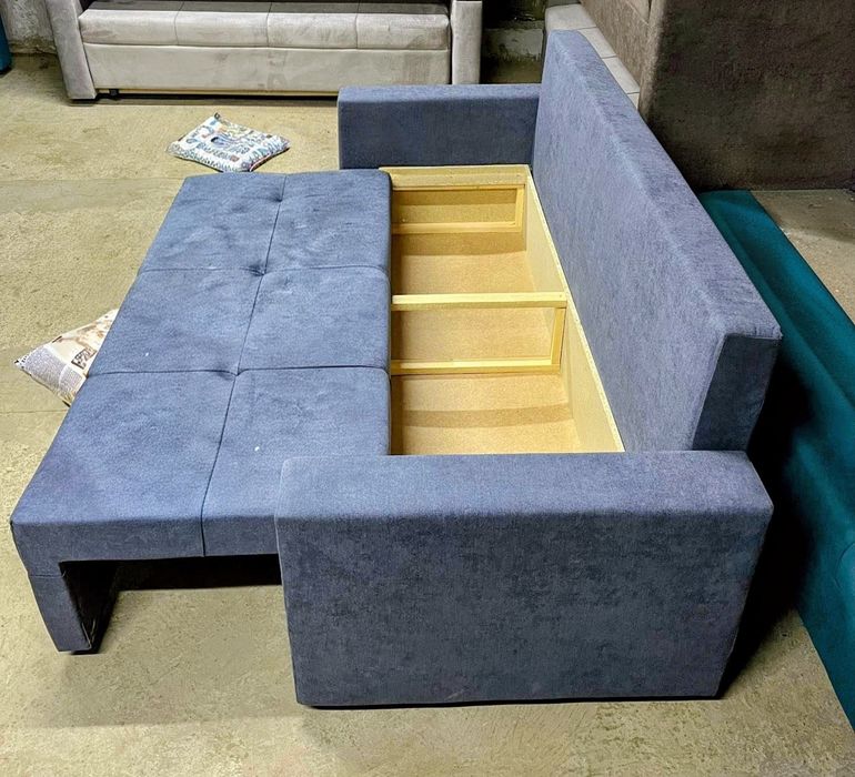 Продам диван после химчистки