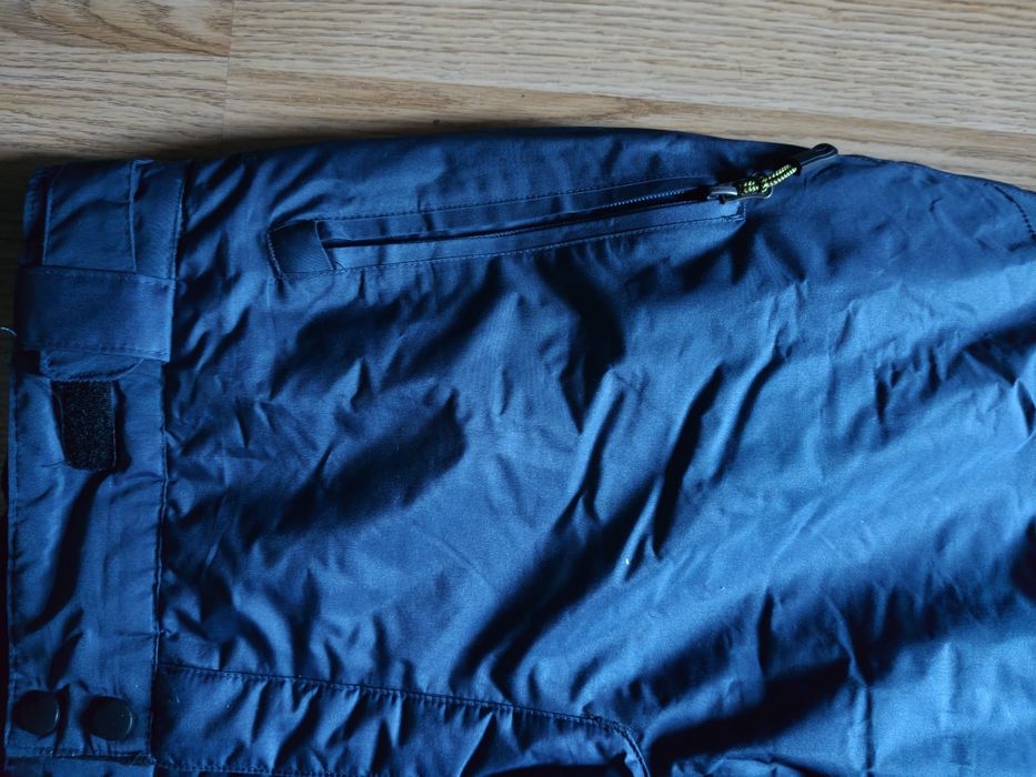 Pantaloni ski foarte călduroși, noi
