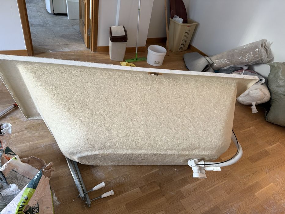 Ванна акриловая