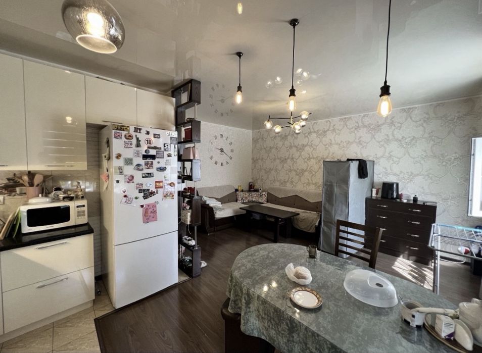 Продается 3х ком.кв 3/2/7 Сергели 7а