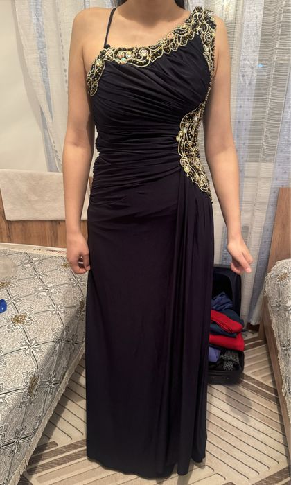 Платье в хорошем состоянии