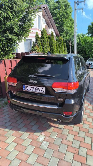 Jeep Grand Cherokee Overland   4x4 V6 268 CP cutie automata