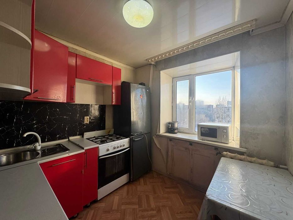 Продам 2х комн квартиру на 2 мкр