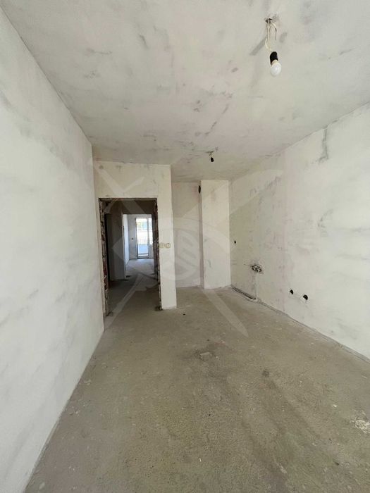 Продава се Двустаен апартамент в Варна, Цветен квартал - 55 кв.м за 1673 €/кв.м - Снимка #2