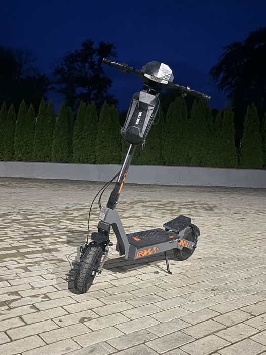 Vand trotineta kukirin g2