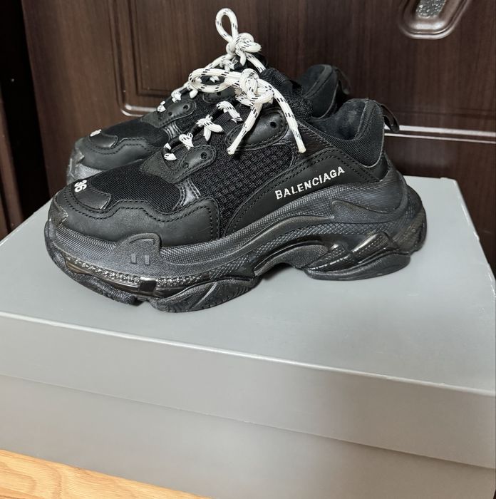 Balenciaga Triple S- Women / Originali