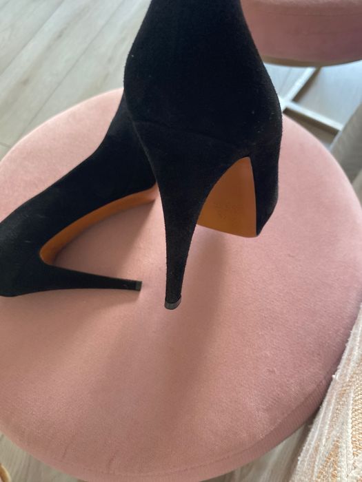 Vand pantofi originali Gucci