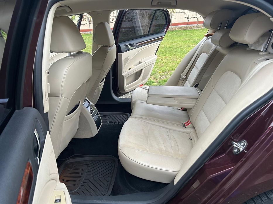 Skoda superb  170 cp 4500 euro