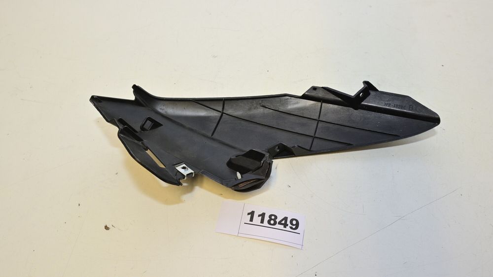 Carena Inferioara Far Dreapta Yamaha MT09 / Tracer 2014 - 2024