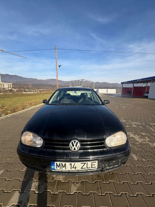 VW Golf 4 |2003 |1.6 Benzină |Stare foarte bună