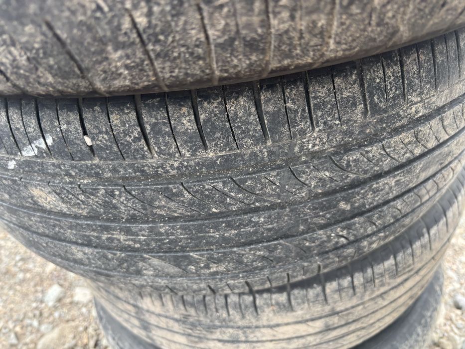 продам шины r17 комплект
