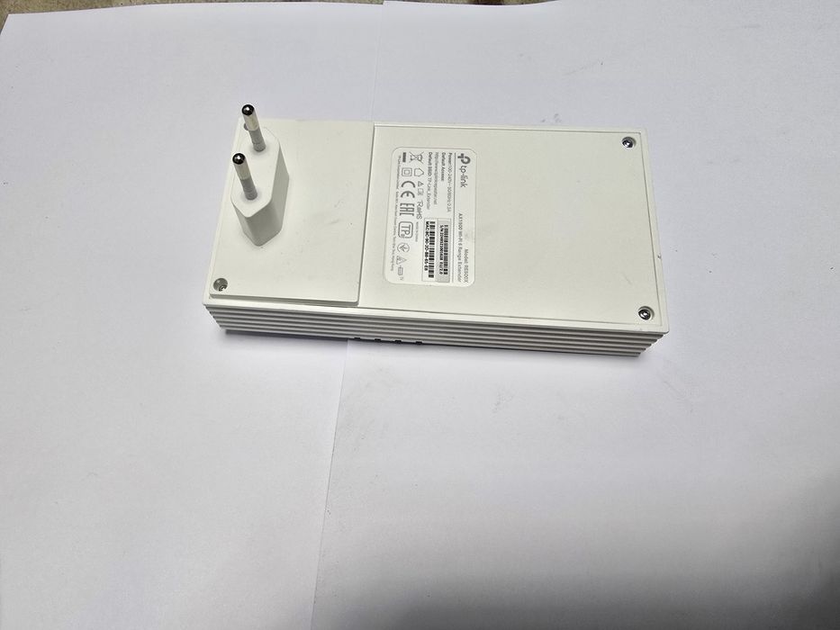 Range Extender / Amplificator Wi-Fi 6 TP-Link RE500X AX1500, Gigabit (3 bucăți disponibile)