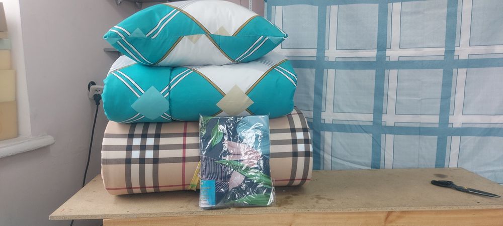 Постельное белье. Матрас. Подушка.