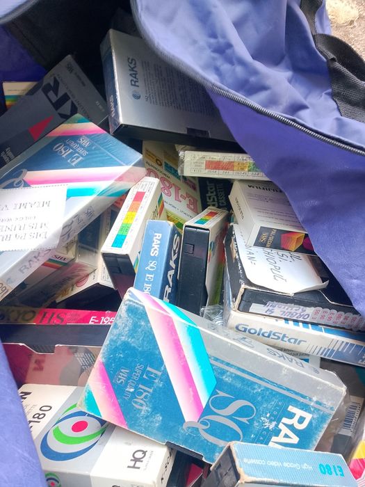 De vânzare casete video stare bună