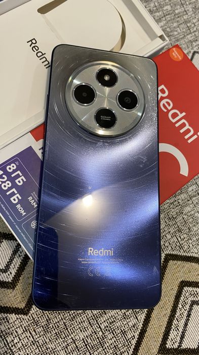 Продам телефон  почти новый