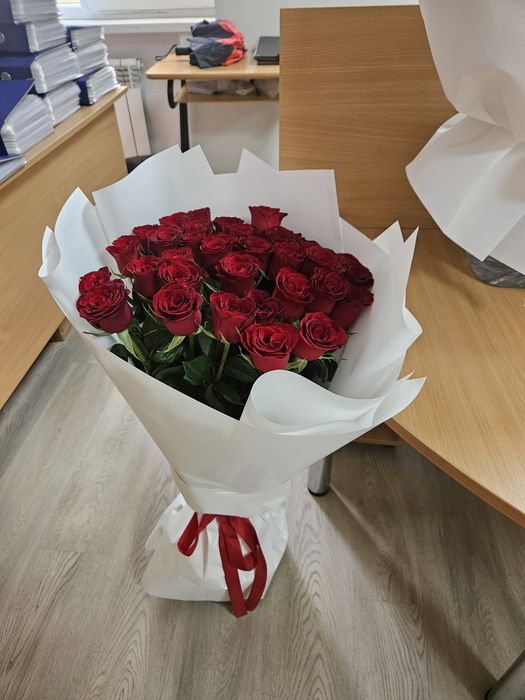 Продам букет цветов 2 штук