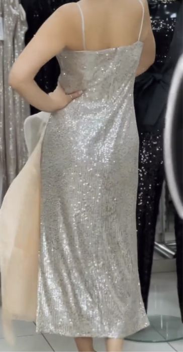 Продам шикарное платье