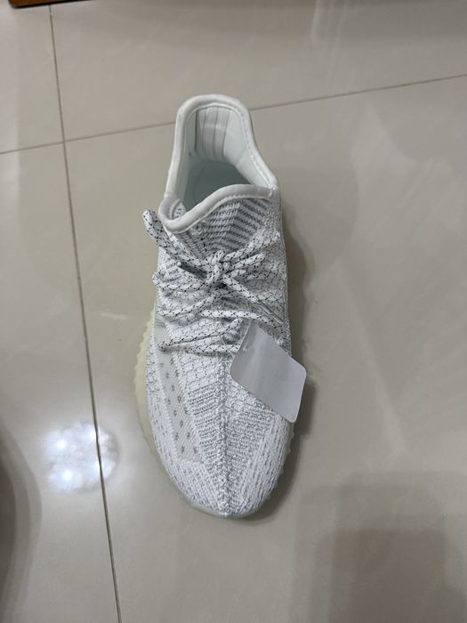Adidasi Adidas yeezy