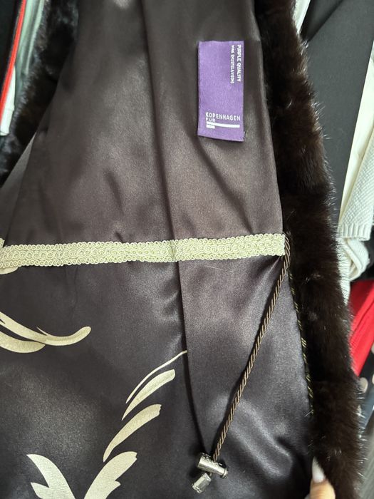 Продам шубу норковую