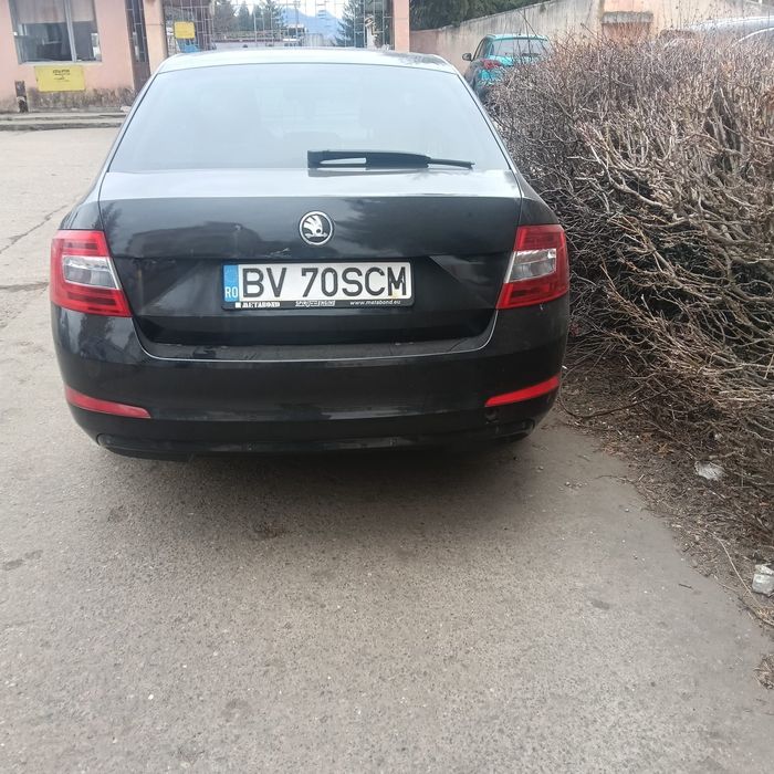 Vând Skoda Octavia 2013 1.6tdi