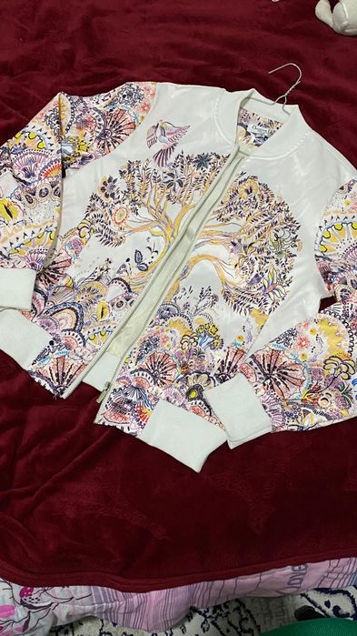 Куртки лв и диор