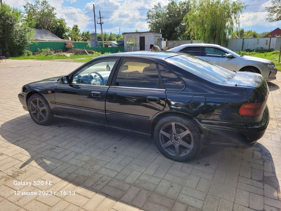 Продам хонду аккорд