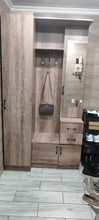 Прихожка с зеркалом