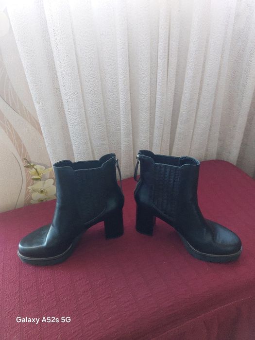 Боти 40 номер нови