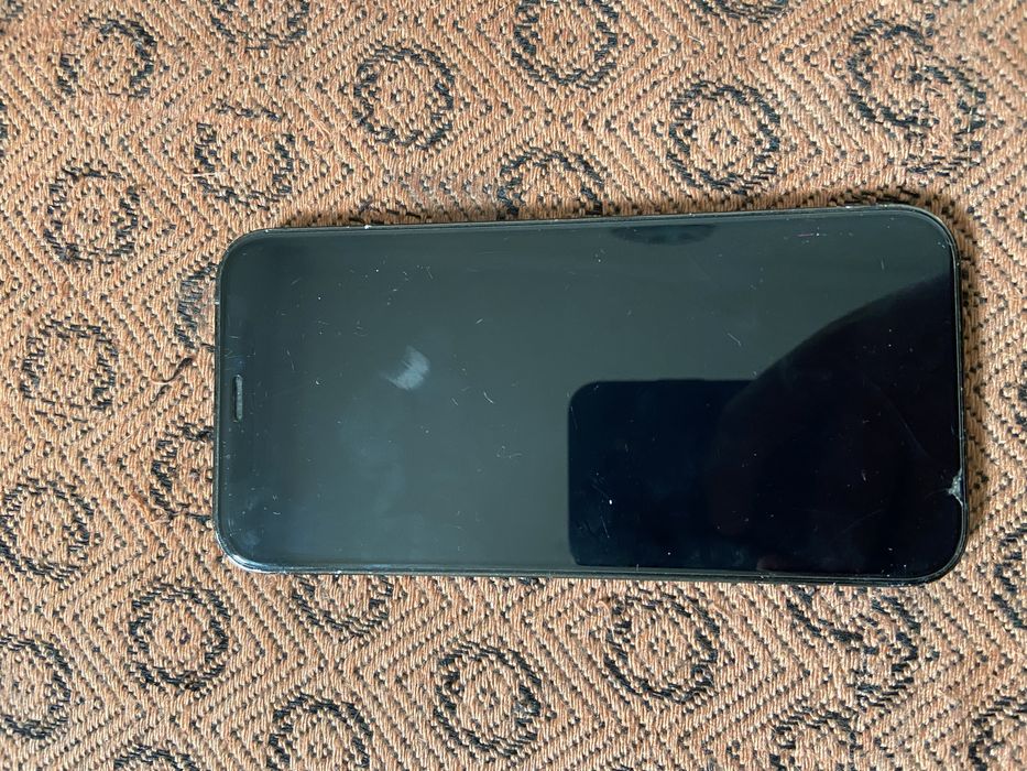 iPhone 12про 256