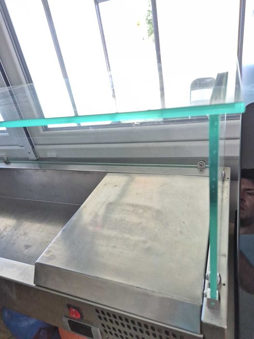 Vitrină frigorifică pentru sosuri - Inox cu Geam – 157x39x49 cm