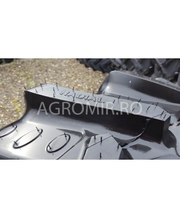 380/70 r28 bkt agrimax rt765 127D tl  Cauciucuri tractor, Fiat, Case, Fendt, John Deere, New Holland, Massey Ferguson, UTB   Cauciucuri tractor, Fiat,