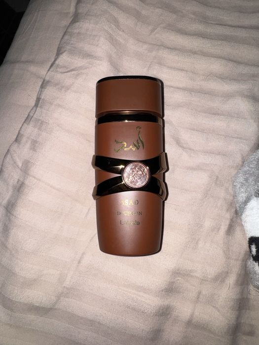 продам два парфюма оригинальных