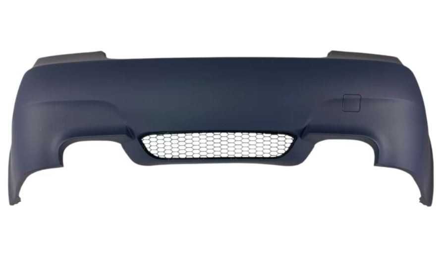 Задна М5 броня за BMW БМВ е60 седан M5 стил без отвори за парктроник