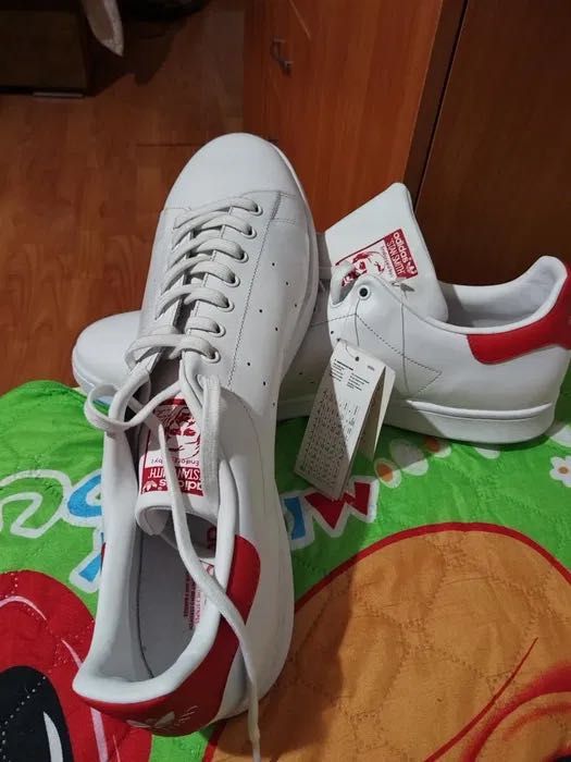 Чисто нови мъжки маратонки Adiddas 55 номер