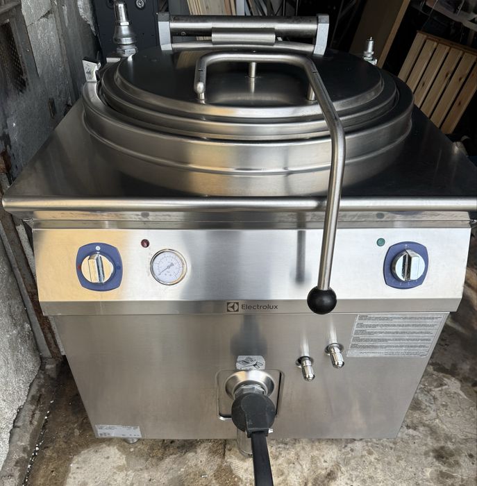 Marmită electrică Electrolux 100 L