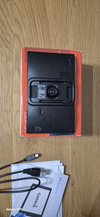 Навигация Garmin DriveAssist 50
