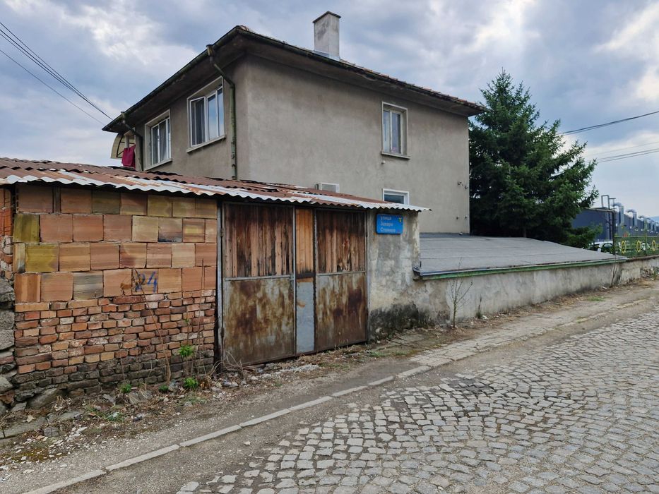 Етаж от къща Карлово