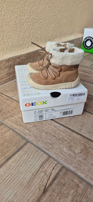 Водоустойчиви бебешки апрески Geox Waterproof