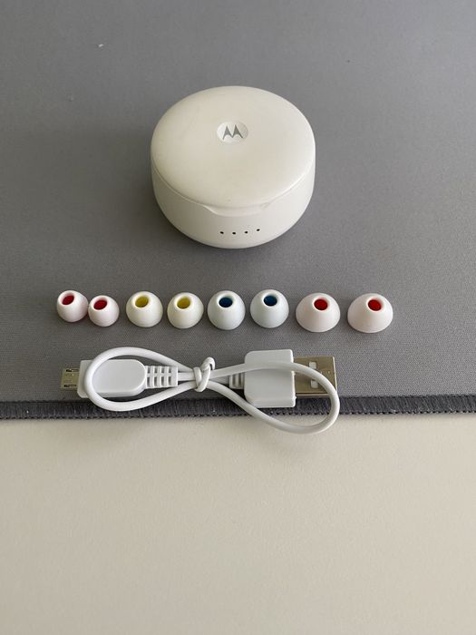 Безжични Bluetooth слушалки Motorola Vervebuds 500