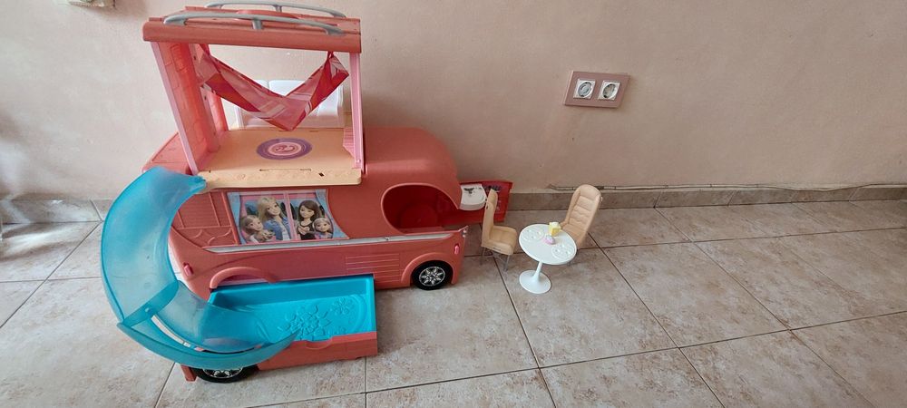 Каравана Кемпер на Барби