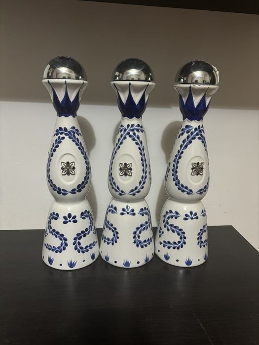 Vand sticle clase azul
