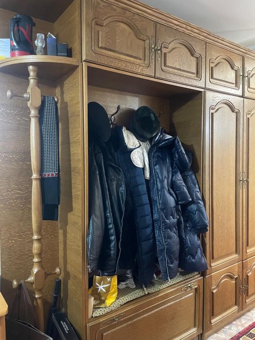 Продам прихожую