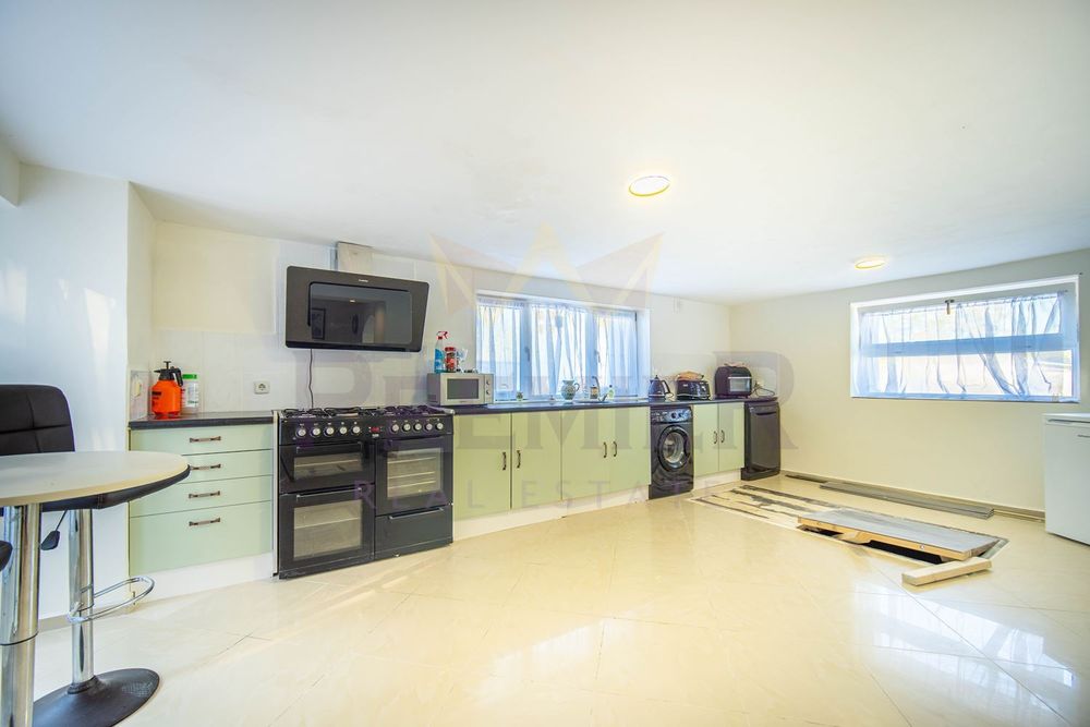 Продава се Къща в с. Климентово, Област Варна - 280 кв.м за 2108 €/кв.м - Снимка #7