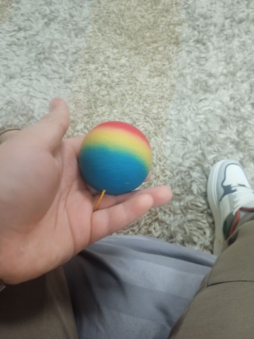 Kendama USA cu grip rubber este semnat de mine nu de cool sau remus