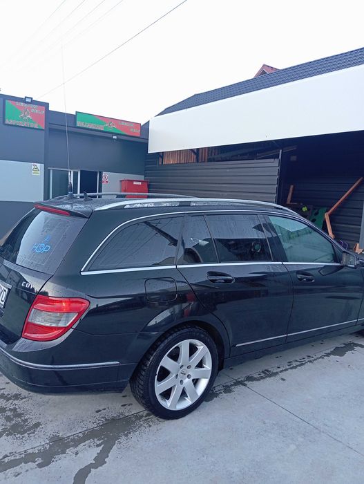 Vând sau schimb Mercedes-Benz W204
