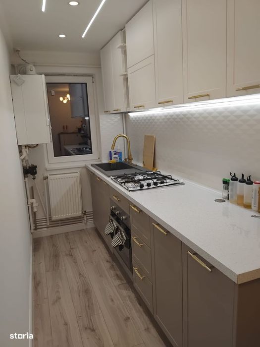 39527  Apartament 3 camere Tomis Nord